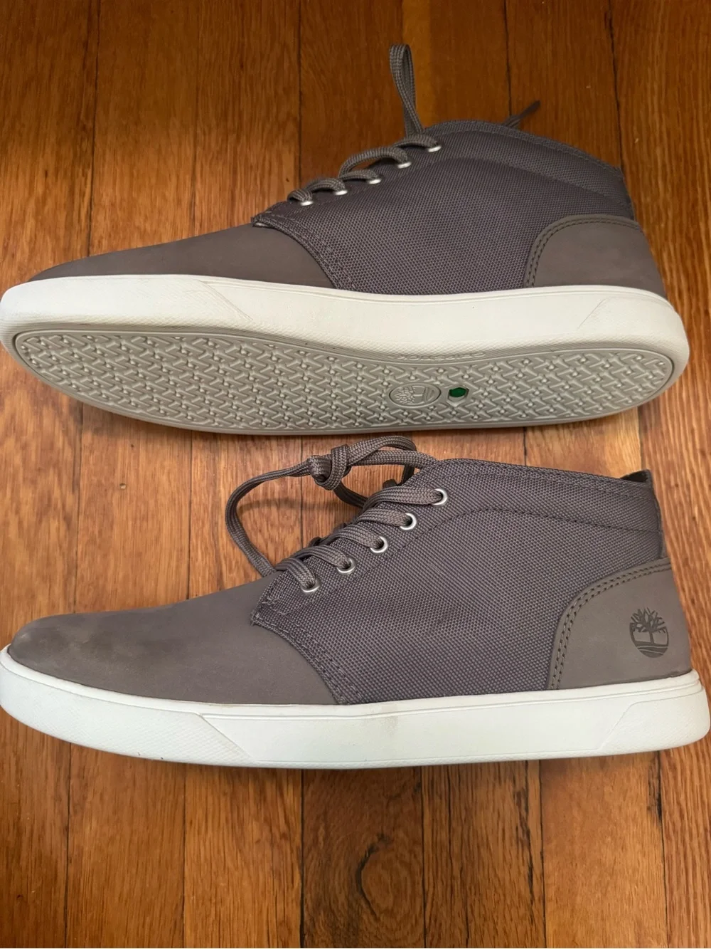 Timberland Men's Groveton Leather Chukka Sneaker